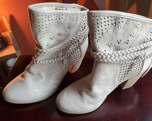 Women's boots